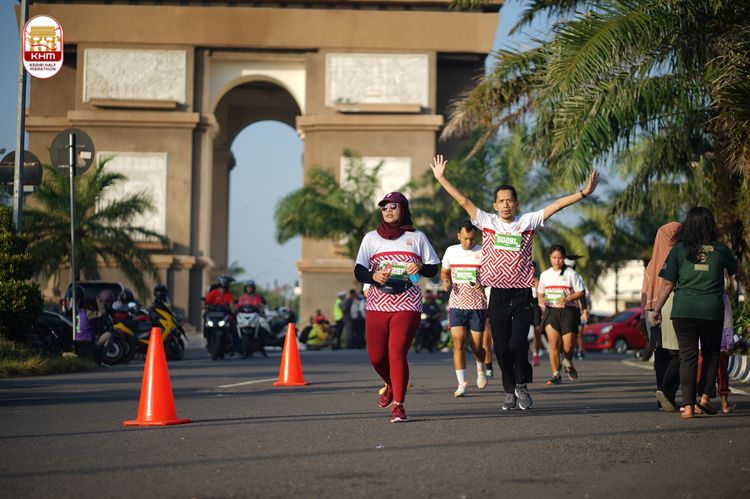 Race photo from Kediri Half Marathon 2024