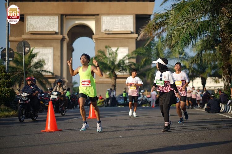 Race photo from Kediri Half Marathon 2024