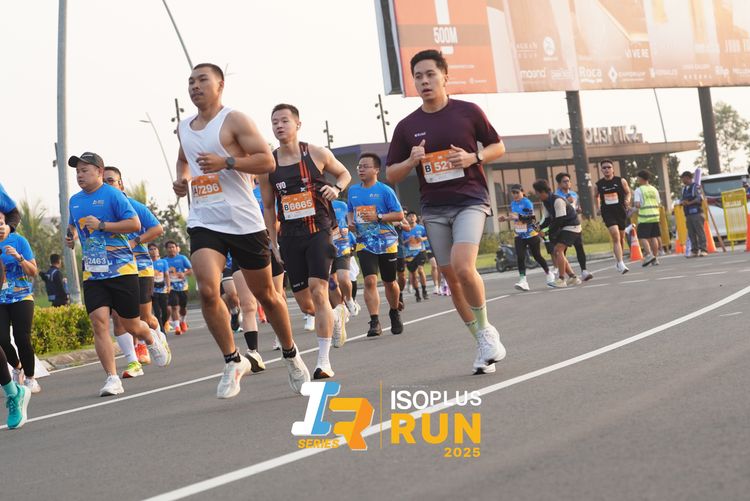 Race photo from ISOPLUS RUN 2025 - JAKARTA