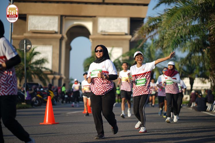 Race photo from Kediri Half Marathon 2024