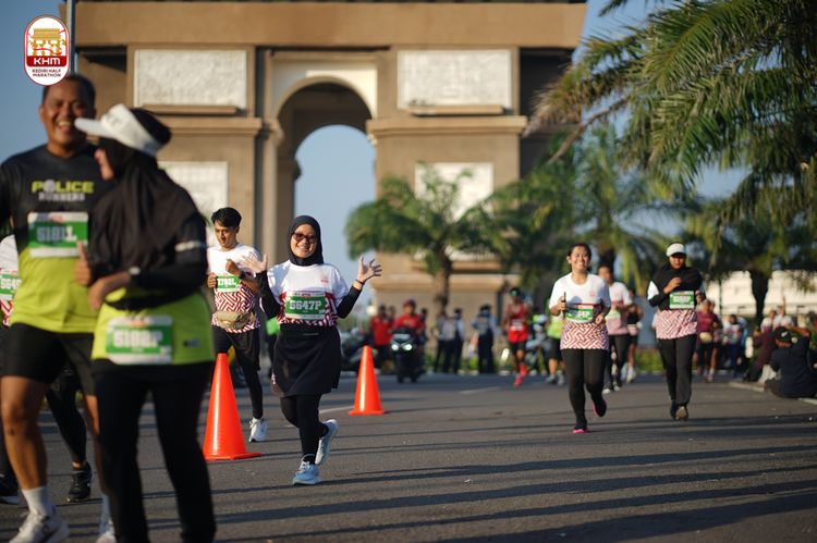 Race photo from Kediri Half Marathon 2024