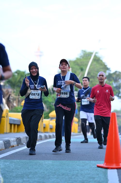 Race photo from KEMLU RUN 2025