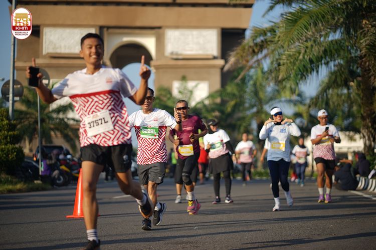 Race photo from Kediri Half Marathon 2024
