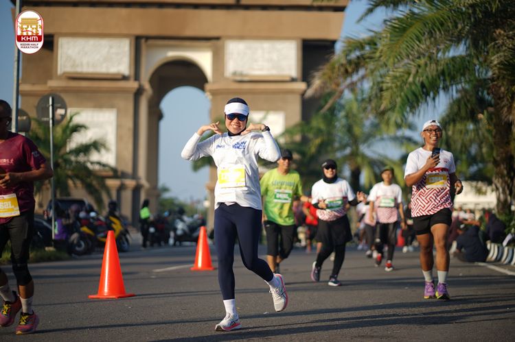 Race photo from Kediri Half Marathon 2024