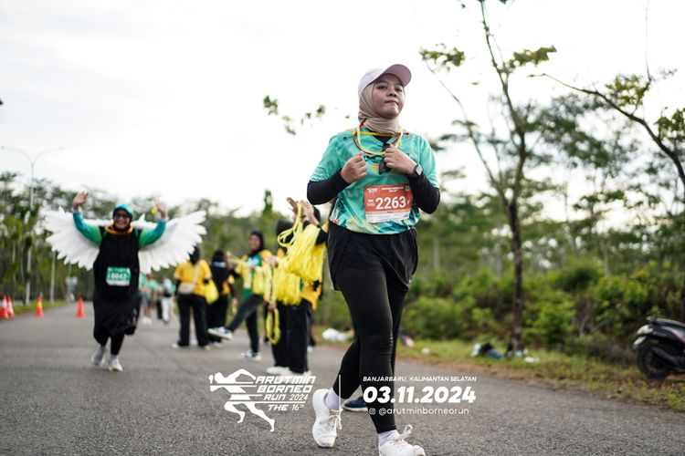 Race photo from Arutmin Borneo Run 2024