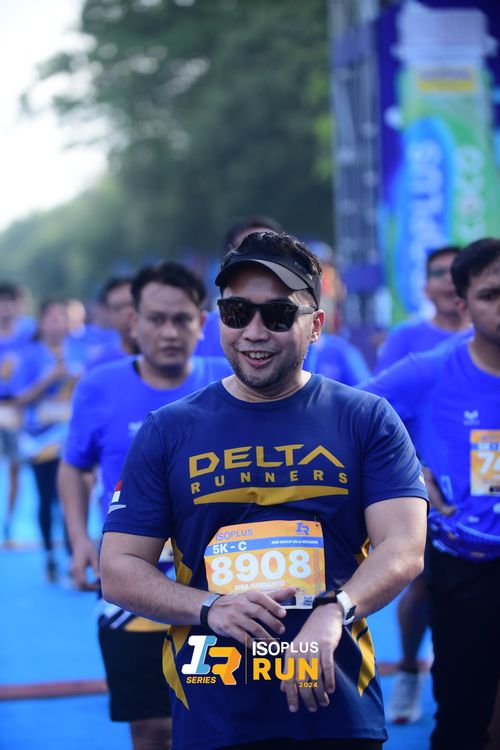 Race photo from Isoplus Run 2024 Surabaya