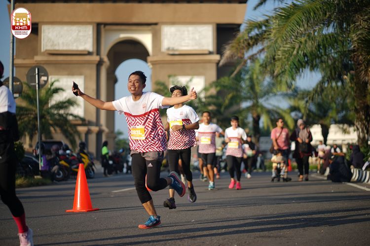 Race photo from Kediri Half Marathon 2024