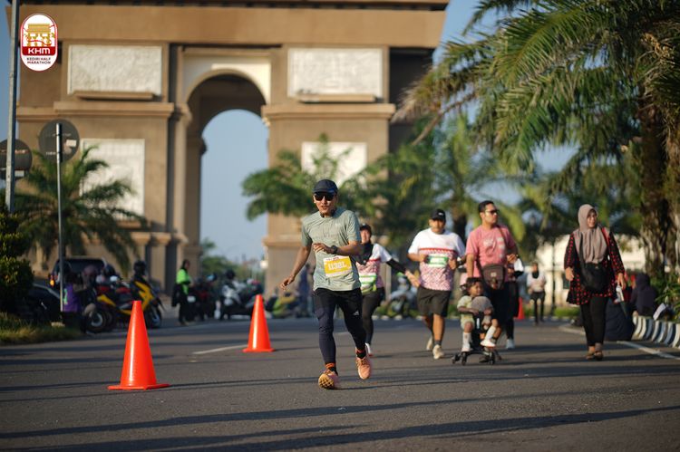 Race photo from Kediri Half Marathon 2024