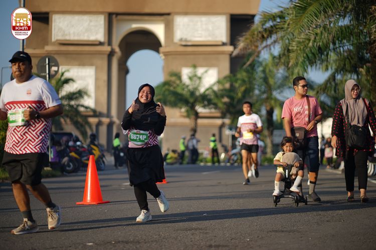 Race photo from Kediri Half Marathon 2024