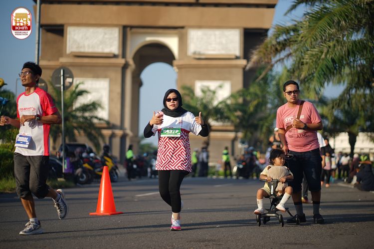 Race photo from Kediri Half Marathon 2024
