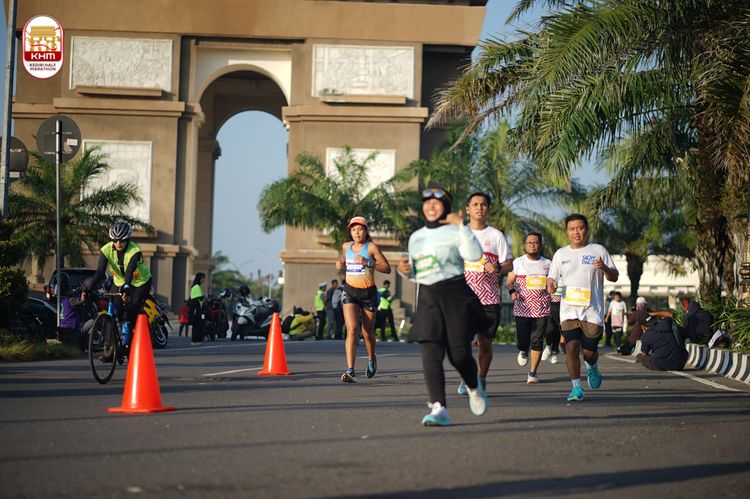 Race photo from Kediri Half Marathon 2024