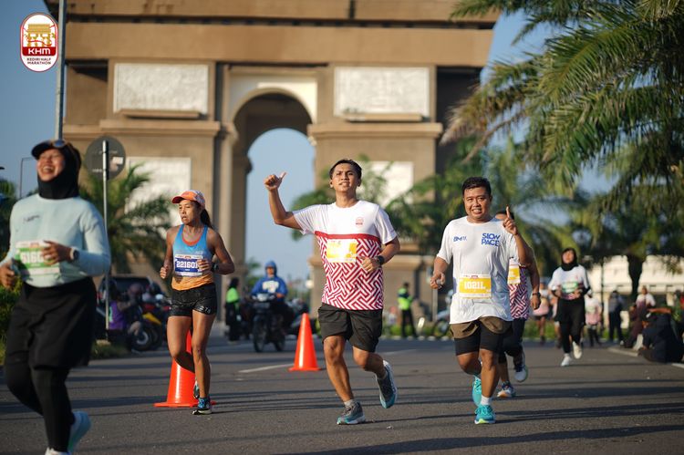 Race photo from Kediri Half Marathon 2024