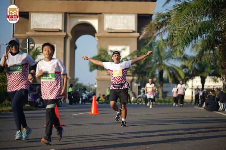 Race photo from Kediri Half Marathon 2024