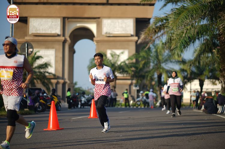 Race photo from Kediri Half Marathon 2024
