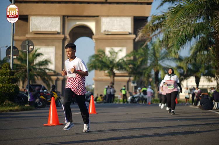 Race photo from Kediri Half Marathon 2024