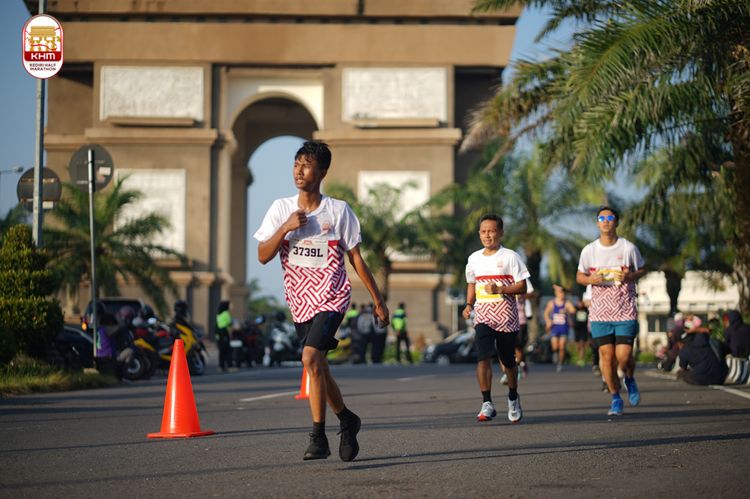 Race photo from Kediri Half Marathon 2024