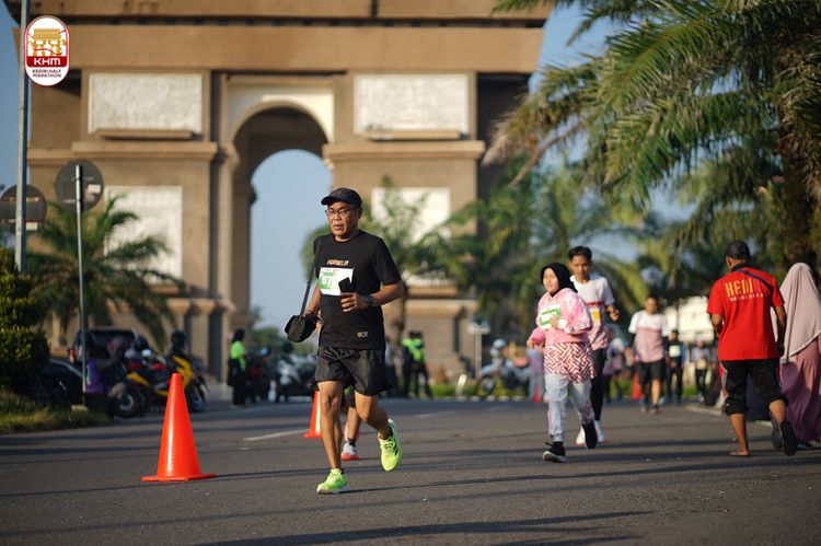 Race photo from Kediri Half Marathon 2024