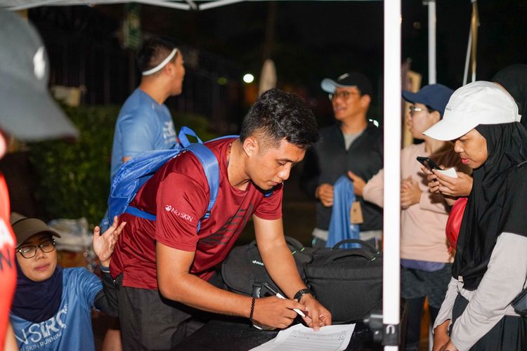 Race photo from NU SKIN RUNNING CLUB