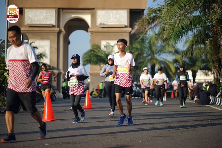 Race photo from Kediri Half Marathon 2024
