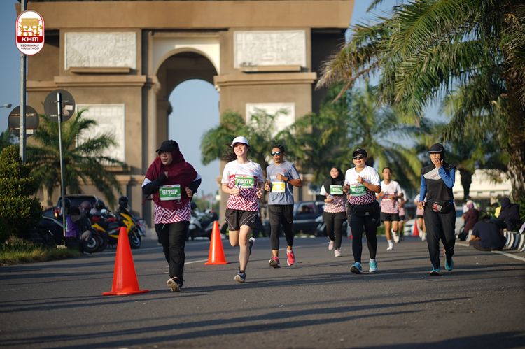 Race photo from Kediri Half Marathon 2024