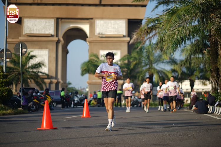 Race photo from Kediri Half Marathon 2024