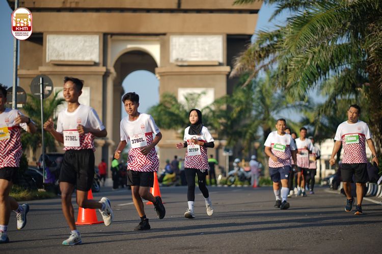 Race photo from Kediri Half Marathon 2024