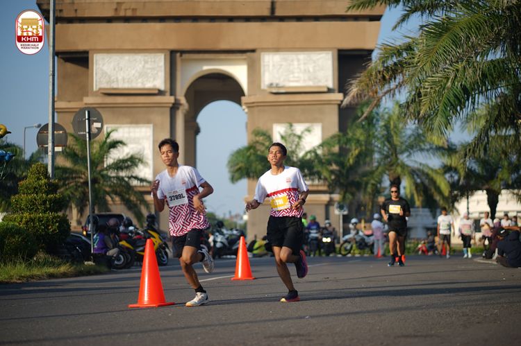 Race photo from Kediri Half Marathon 2024