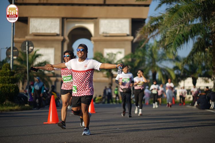 Race photo from Kediri Half Marathon 2024