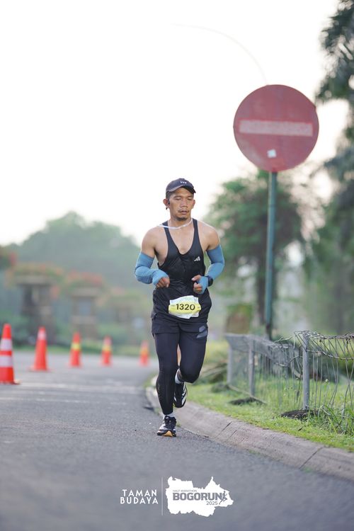 Race photo from Taman Budaya x BOGORUN 2025