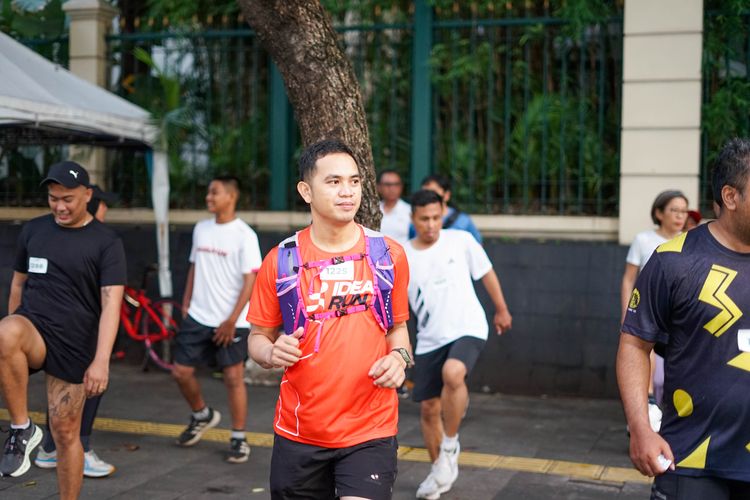 Race photo from NU SKIN RUNNING CLUB