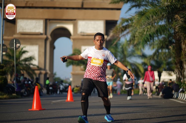 Race photo from Kediri Half Marathon 2024