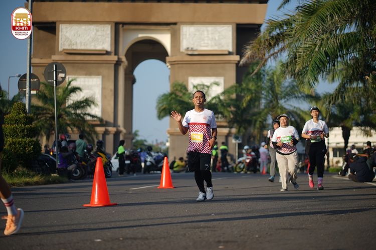 Race photo from Kediri Half Marathon 2024