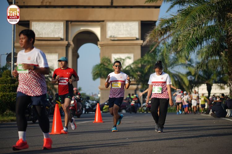 Race photo from Kediri Half Marathon 2024