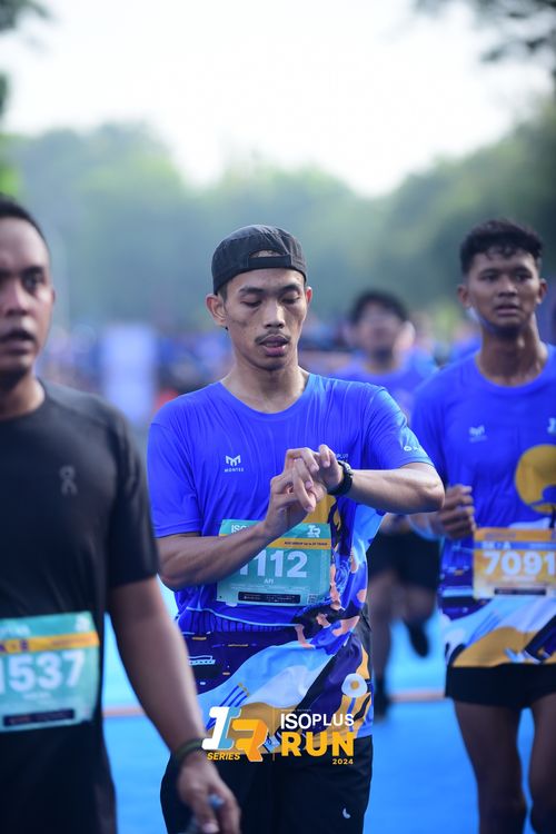 Race photo from Isoplus Run 2024 Surabaya