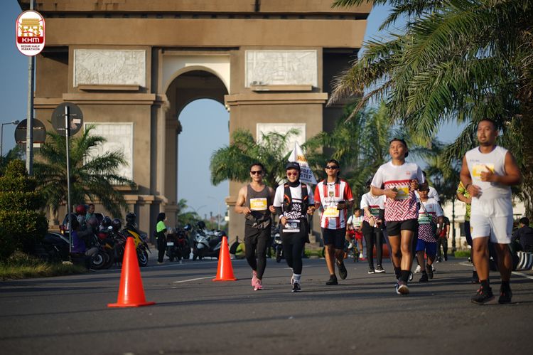 Race photo from Kediri Half Marathon 2024