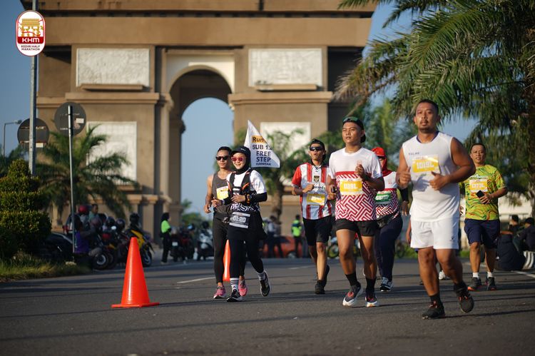 Race photo from Kediri Half Marathon 2024