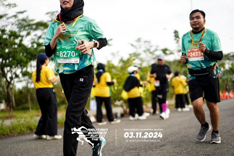 Race photo from Arutmin Borneo Run 2024
