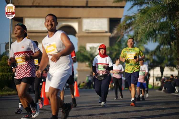 Race photo from Kediri Half Marathon 2024