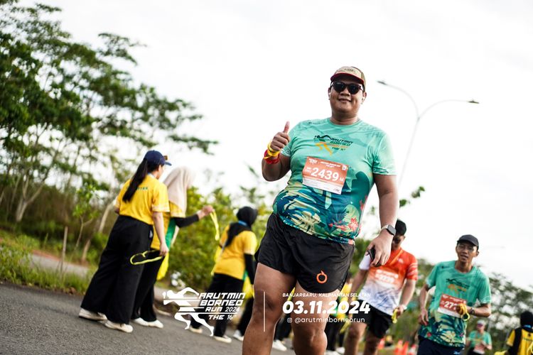 Race photo from Arutmin Borneo Run 2024