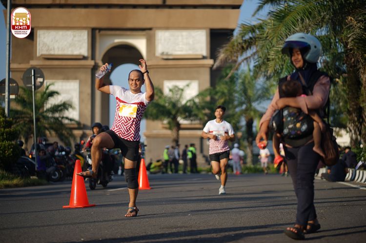 Race photo from Kediri Half Marathon 2024