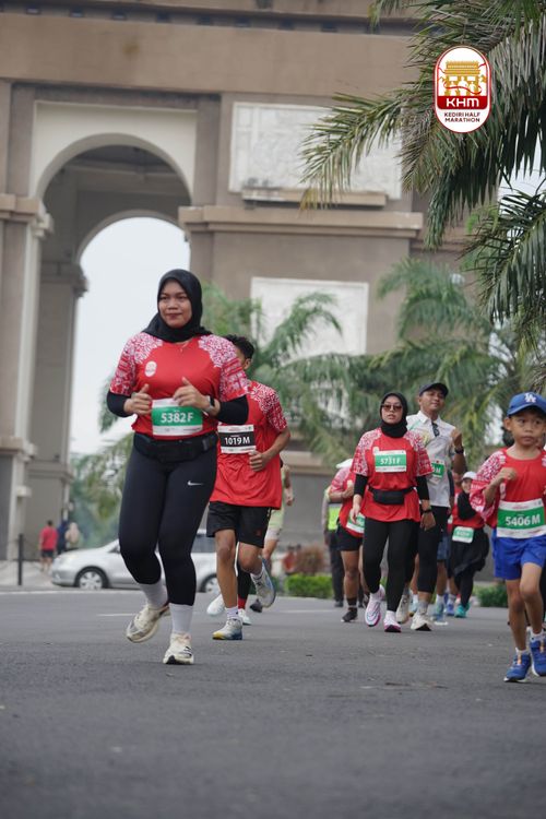 Race photo from Kediri Half Marathon 2025