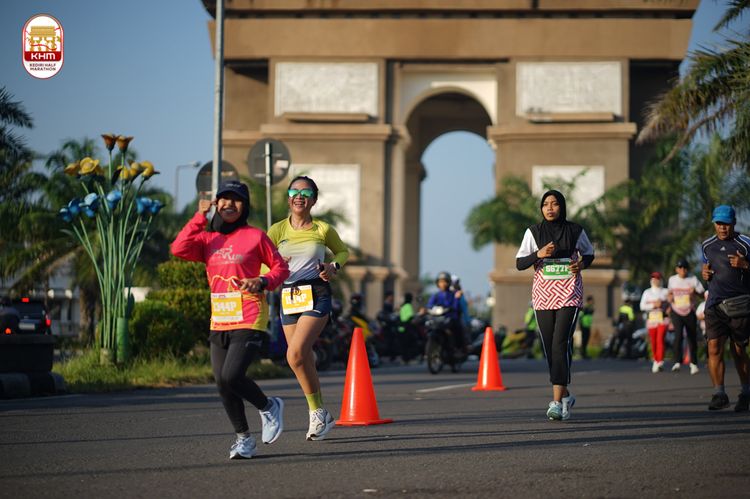 Race photo from Kediri Half Marathon 2024