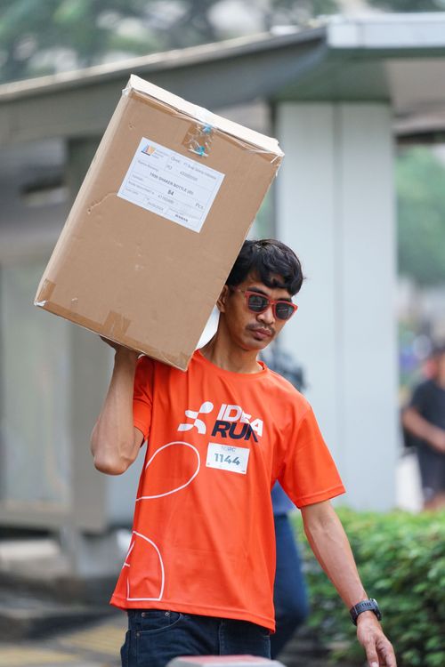 Race photo from NU SKIN RUNNING CLUB