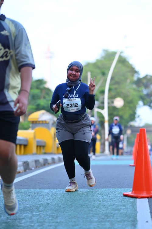 Race photo from KEMLU RUN 2025