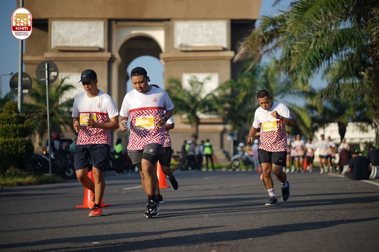 Race photo from Kediri Half Marathon 2024