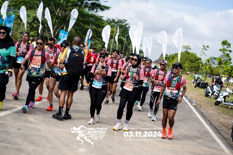 Race photo from Arutmin Borneo Run 2024