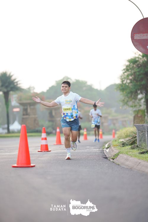Race photo from Taman Budaya x BOGORUN 2025