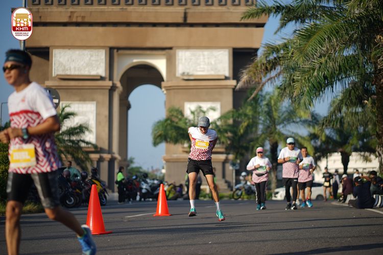 Race photo from Kediri Half Marathon 2024