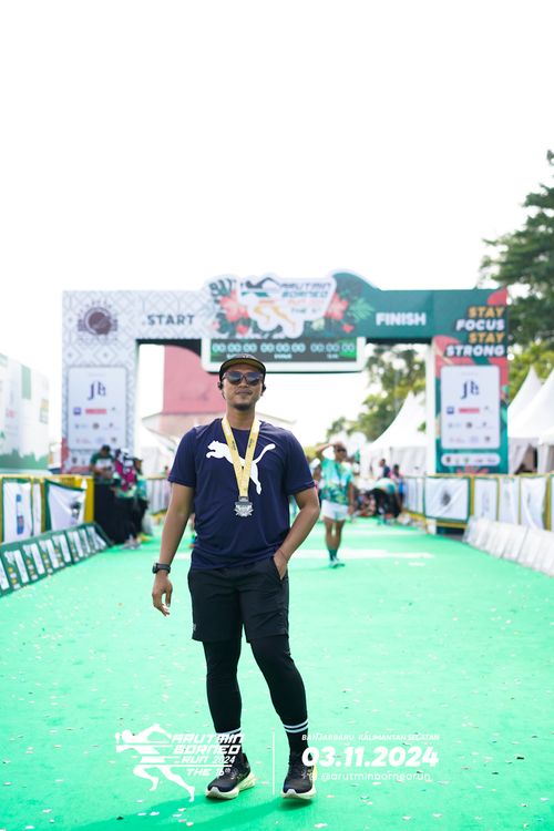 Race photo from Arutmin Borneo Run 2024