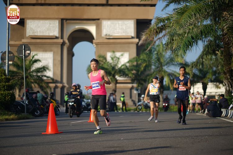 Race photo from Kediri Half Marathon 2024